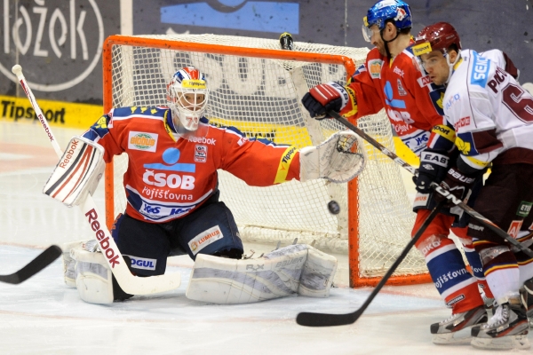 Hokejová extraliga - ilustr. foto. Hokejová extraliga - ilustr. foto.