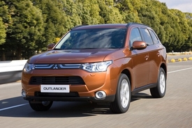 Mezi pětihvězdičkové patří i Mitsubishi Outlander.
