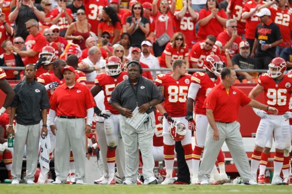 Tým amerického fotbalu Kansas City Chiefs se vzpamatovává z tragédie.
