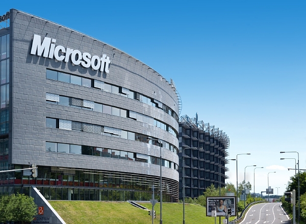 Společnost Microsoft chce investovat do vzdělání čtvrt miliardy dolarů (ilustrační foto). Společnost Microsoft chce investovat do vzdělání čtvrt miliardy dolarů (ilustrační foto).