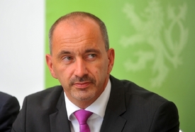 Ministr průmyslu a obchodu Martin Kuba.