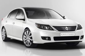 Na ruském trhu by se mohl Renault Latitude líbit.