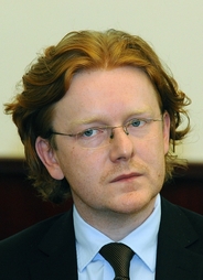 Petr Mlsna je v současnosti náměstkem Karolíny Peake.