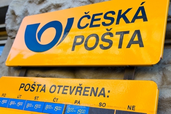 Vybraní nezaměstnaní se musejí hlásit na Czech Pointech na pobočkách České pošty. Jinak je stát vyškrtne z evidence na úřadech práce (ilustrační foto).