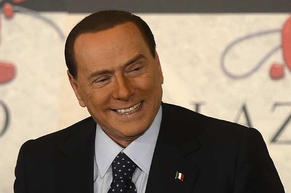 Bývalý italský premiér Silvio Berlusconi. Bývalý italský premiér Silvio Berlusconi.