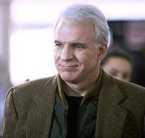 Steve Martin jako Henry Clark.