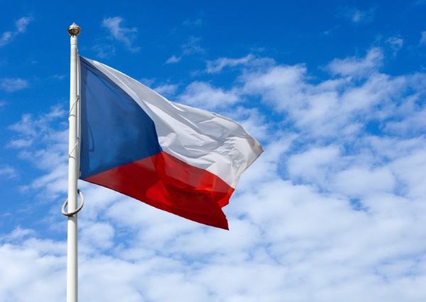 Podle většiny nejde Česká republika tím správným směrem. Podle většiny nejde Česká republika tím správným směrem.