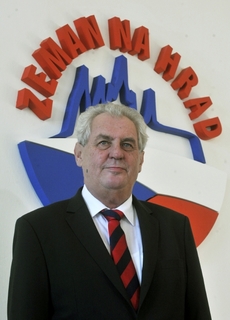 Miloš Zeman by skončil druhý.
