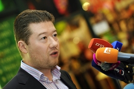 Senátor Tomio Okamura, jeden z vyřazených kandidátů boje o Hrad.