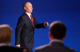 Putin popřel, že by trpěl zdravotními problémy.