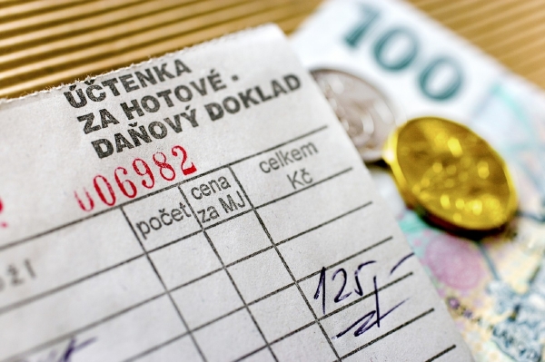 Na počátku příštího roku možná budou platit různé sazby daně z přidané hodnoty (ilustrační foto). Na počátku příštího roku možná budou platit různé sazby daně z přidané hodnoty (ilustrační foto).