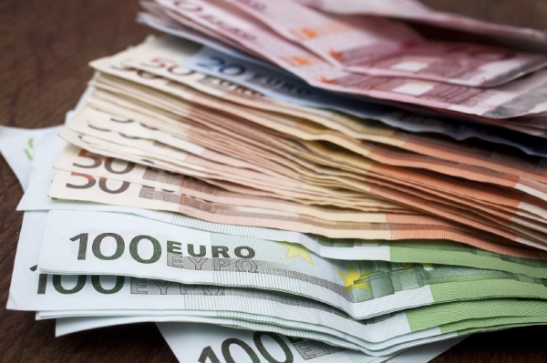 Kypr potřebuje finanční pomoc ve výši 430 miliard korun (ilustrační foto). Kypr potřebuje finanční pomoc ve výši 430 miliard korun (ilustrační foto).