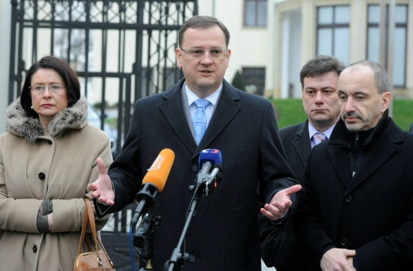 Premiér Petr Nečas tlumočí názor grémia ODS, které předsedá.