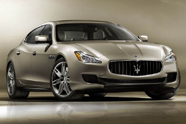 Jednou z novinek příštího roku bude i nové Maserati Quattroporte.