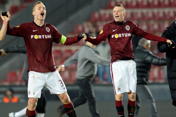 Fotbalisté Plzně i Sparty se ve 2. kole Evropské ligy utkají s Neapolí a Chelsea ve shodnou hodinu. Fotbalisté Plzně i Sparty se ve 2. kole Evropské ligy utkají s Neapolí a Chelsea ve shodnou hodinu.
