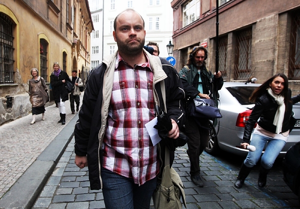Kauza "tykadlového" řidiče Smetany vzbudila velkou mediální pozornost. Kauza "tykadlového" řidiče Smetany vzbudila velkou mediální pozornost.