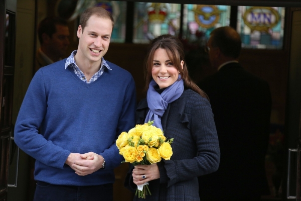 Britský princ William stráví letošní Vánoce s rodinou své manželky Catherine.