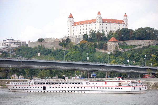 Bratislavský hrad postrádá 36 procent Čechů. Bratislavský hrad postrádá 36 procent Čechů.