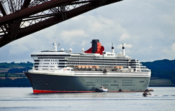 Queen Mary 2. Queen Mary 2.