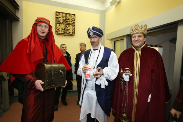 Začíná tradiční Tříkrálová sbírka, koná se již potřinácté. 