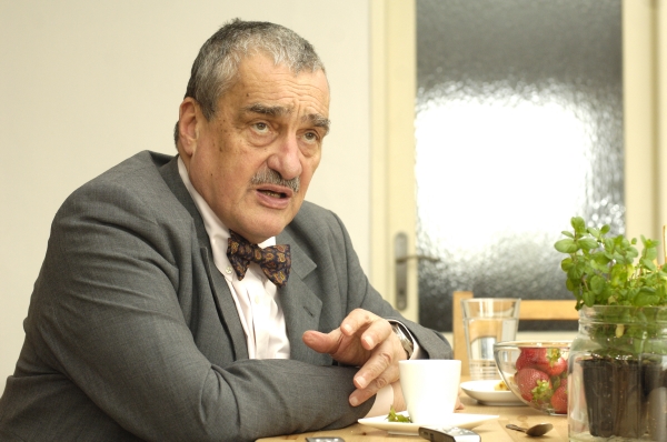 Prezidentský kandidát Karel Schwarzenberg. Prezidentský kandidát Karel Schwarzenberg.