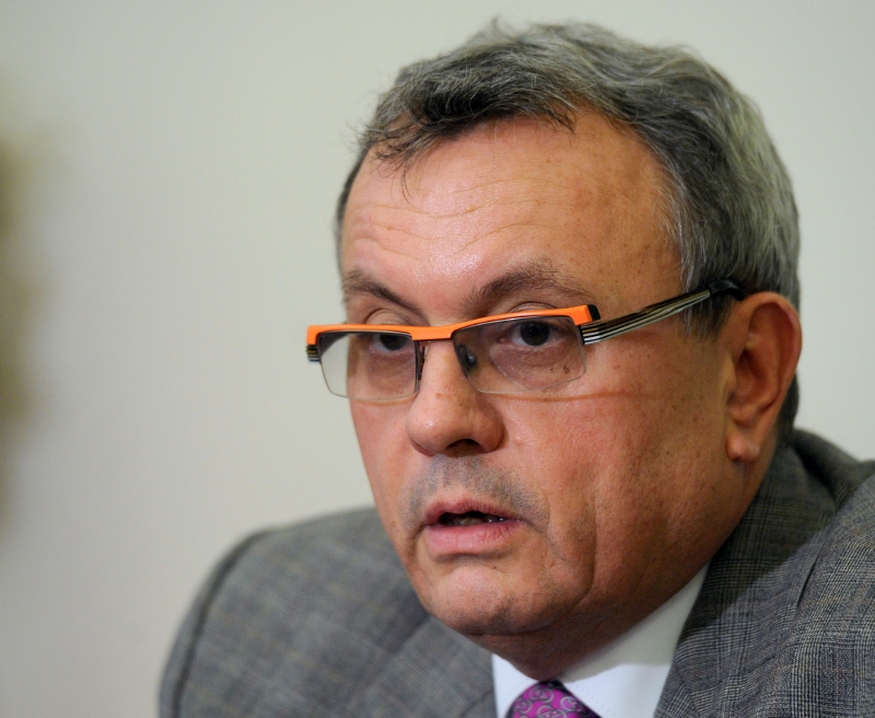 Vladimír Dlouhý. Vladimír Dlouhý.