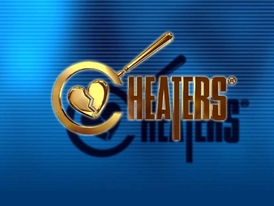 Podvádíš mě! (v originále Cheaters) je totiž ideálním televizním formátem pro všechny chorobné žárlivce.