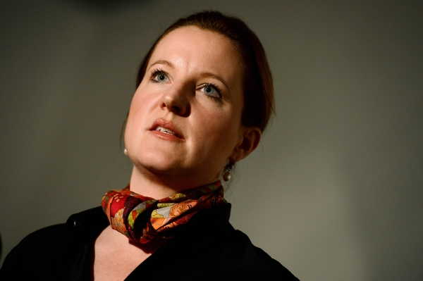 Karolína Peake.