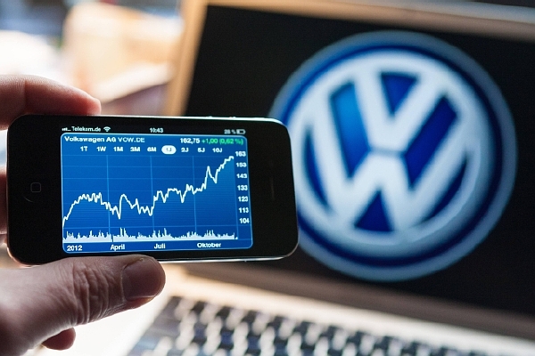 Automobilový koncern Volkswagen loni prodal rekordních 9,07 milionu vozů. Automobilový koncern Volkswagen loni prodal rekordních 9,07 milionu vozů.