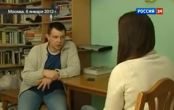 "Zoufalý" vrah hovoří s novinářkou. "Zoufalý" vrah hovoří s novinářkou.