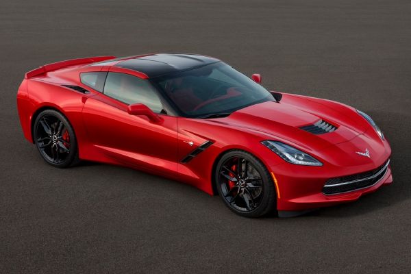 Vůz Corvette Stingray v nové podobě se stal Autem roku v Severní Americe. Vůz Corvette Stingray v nové podobě se stal Autem roku v Severní Americe.