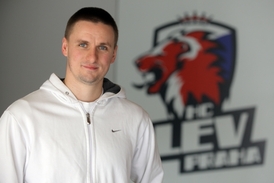 Tomáš Pöpperle bude ve finální části sezony brankářskou jedničkou Lva.