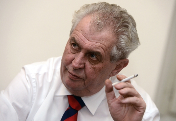 Miloš Zeman, kandidát na prezidenta. Miloš Zeman, kandidát na prezidenta.