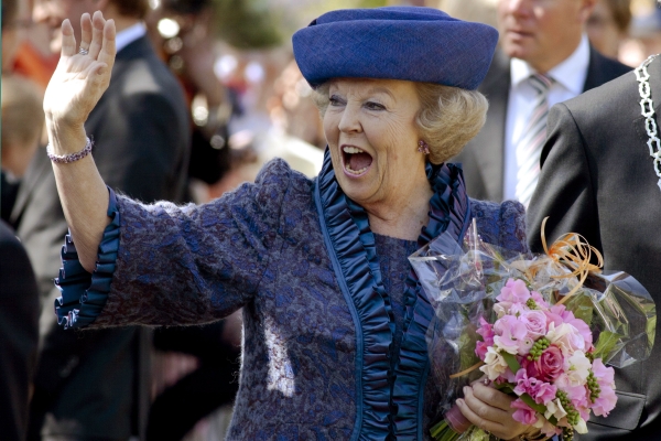 Nizozemská královna Beatrix abdikovala. Nizozemská královna Beatrix abdikovala.