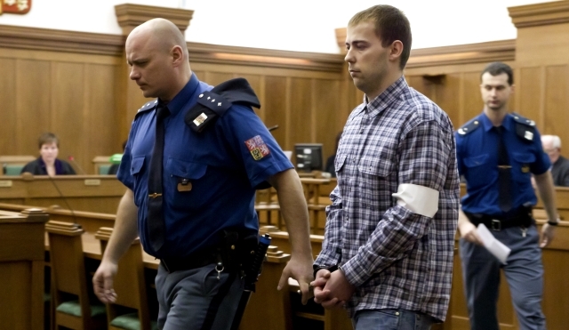 Petr Dudič u soudu. Petr Dudič u soudu.