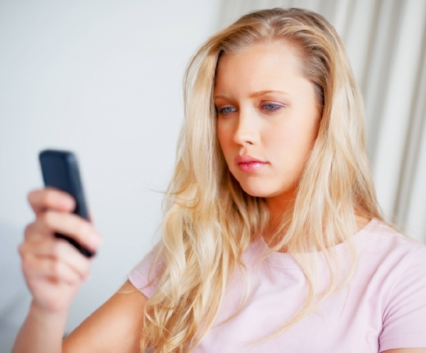 Nejběžnější jsou případy, kdy telefonní operátor vymáhá po zákazníkovi nezaplacený účet za telefon (ilustrační foto).