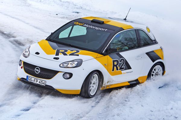 Opel Adam R2 je určený především pro národní rallyové šampionáty.
