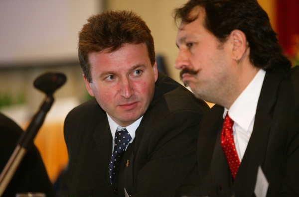 Zleva prezident ČLK Milan Kubek a Miloslav Janulík. Zleva prezident ČLK Milan Kubek a Miloslav Janulík.