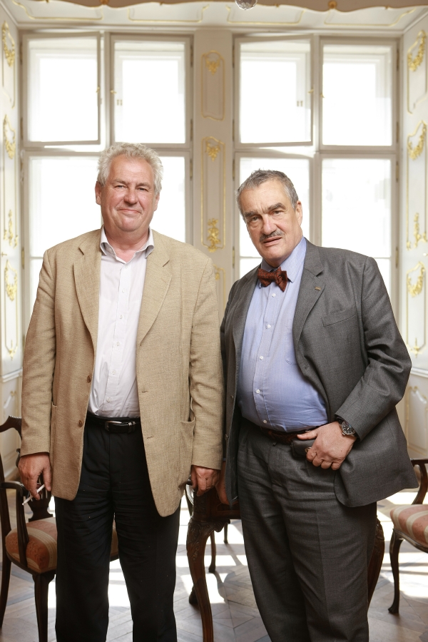 Miloš Zeman (vlevo) a Karel Schwarzenberg. Miloš Zeman (vlevo) a Karel Schwarzenberg.
