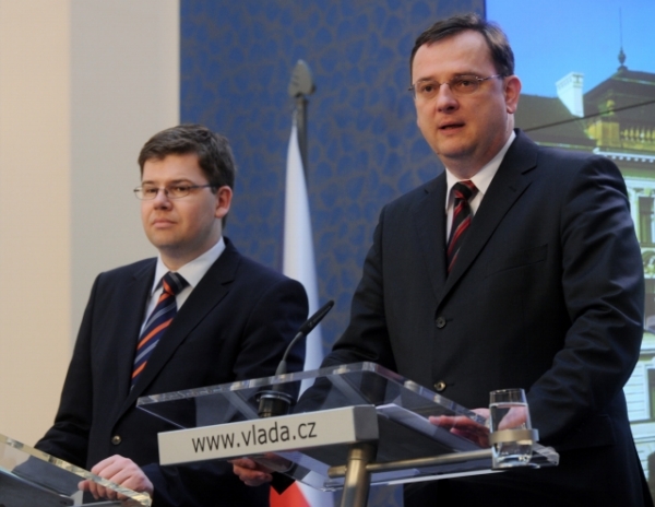 Bývalý ministr spravedlnosti Jiří Pospíšil (vlevo) a premiér Petr Nečas.