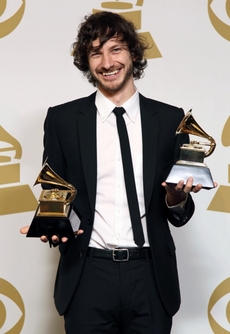 Australan Gotye zvítězil se skladbou Somebody That I Used To Know.