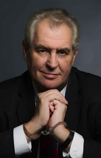 Miloš Zeman s pouty.