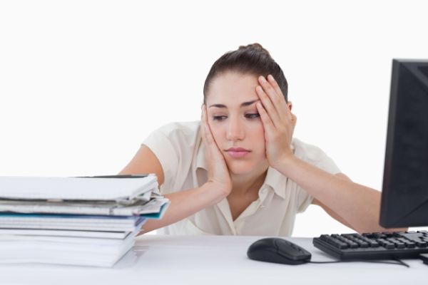 Nejvíce starostí mají mladí lidé kvůli pracovním potížím.