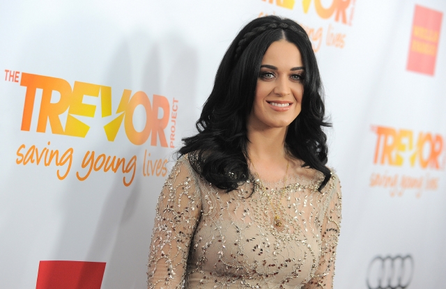 Katy Perryová má problém s Chrisem Brownem.