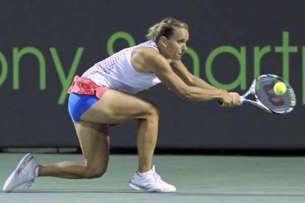 Tenistka Barbora Strýcová-Záhlavová v akci. Tenistka Barbora Strýcová-Záhlavová v akci.
