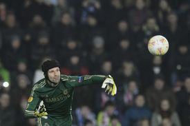 Čech v duelu se Spartou.