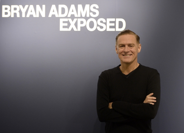Bryan Adams je hrdým otcem.