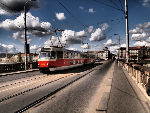 Tramvaje T3 se již neprodávají do šrotu. Vyřazené stroje nově putují do Ruska a na Ukrajinu (ilustrační foto).
