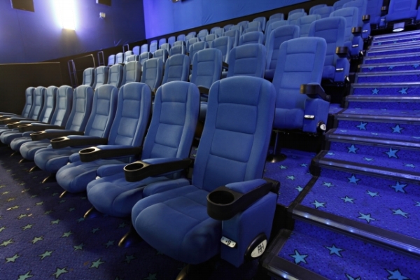 Všech 27 tuzemských multiplexů má již digitalizaci za sebou (multikino Village Cinemas). Všech 27 tuzemských multiplexů má již digitalizaci za sebou (multikino Village Cinemas).