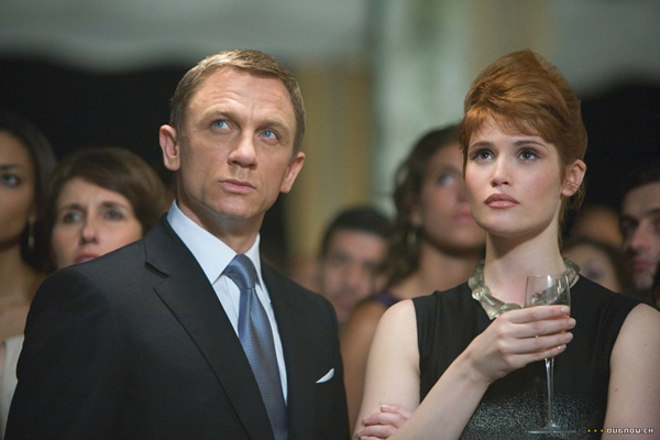 Jamese Bonda si v posledních filmech zahrál Daniel Craig. Jamese Bonda si v posledních filmech zahrál Daniel Craig.